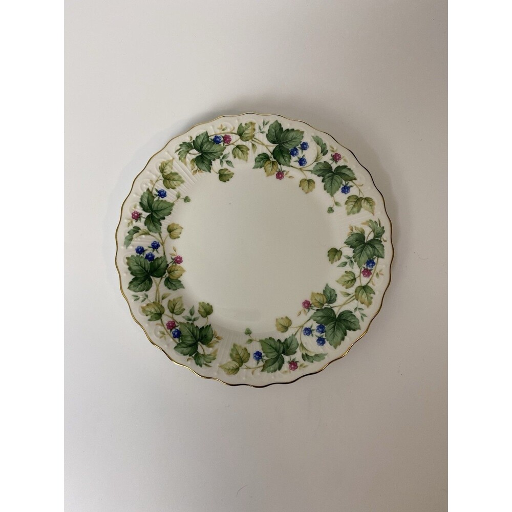 Vintage ANDREA BY SADEK 8” Salad Plate Ivy Floral Berry, Cottagecore Farmhouse